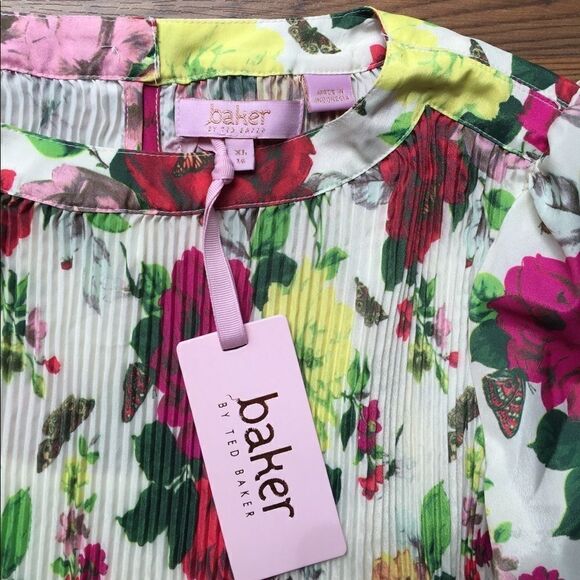 Baker Ted Baker XL (14) girls pleated bell sleeve - Picture 3 of 4